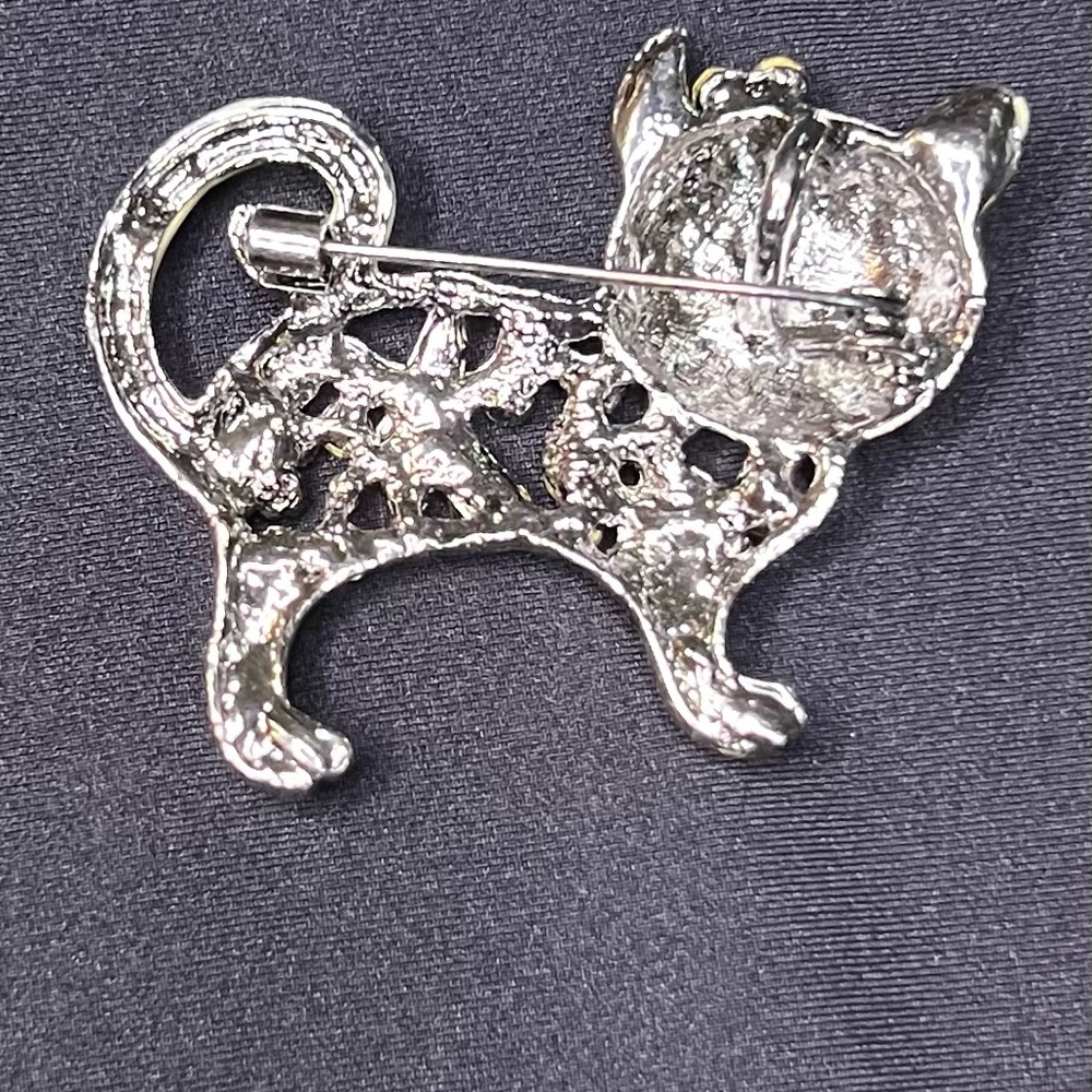 Vintage Rhinestone Enamel Cat Brooch / Pin with Floral Gemstone Accents - Picture 3 of 5